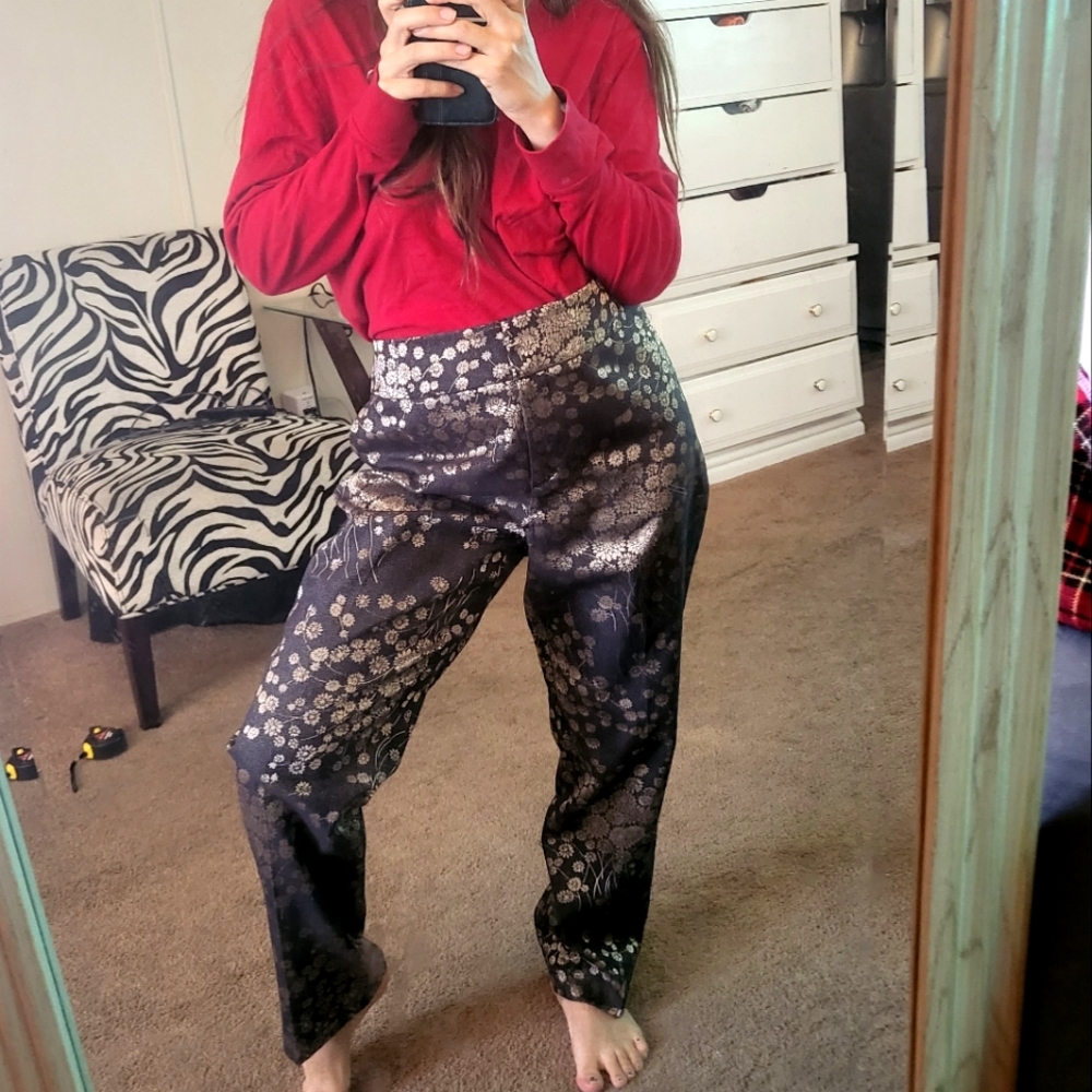 Ann Taylor ankle length signature pants